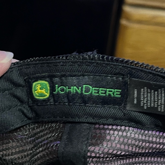 John Deere cotton and mesh SnapBack cap - Picture 3 of 7